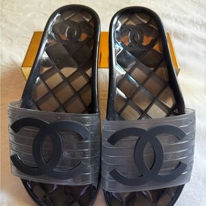 CHANEL Black and Gray Sandals